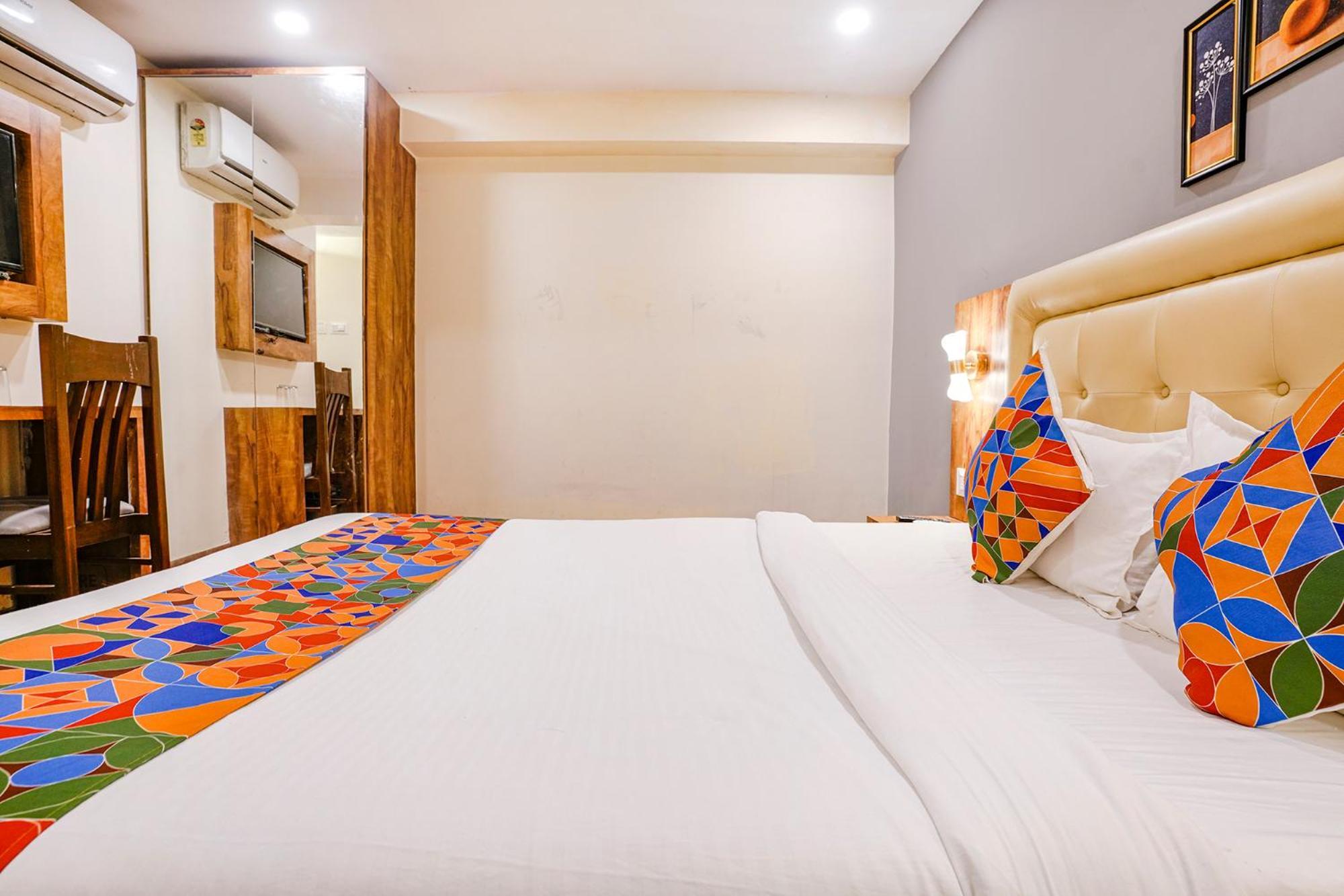 Fabhotel Grand Prime Nr Nesco Hotel 孟买 外观 照片
