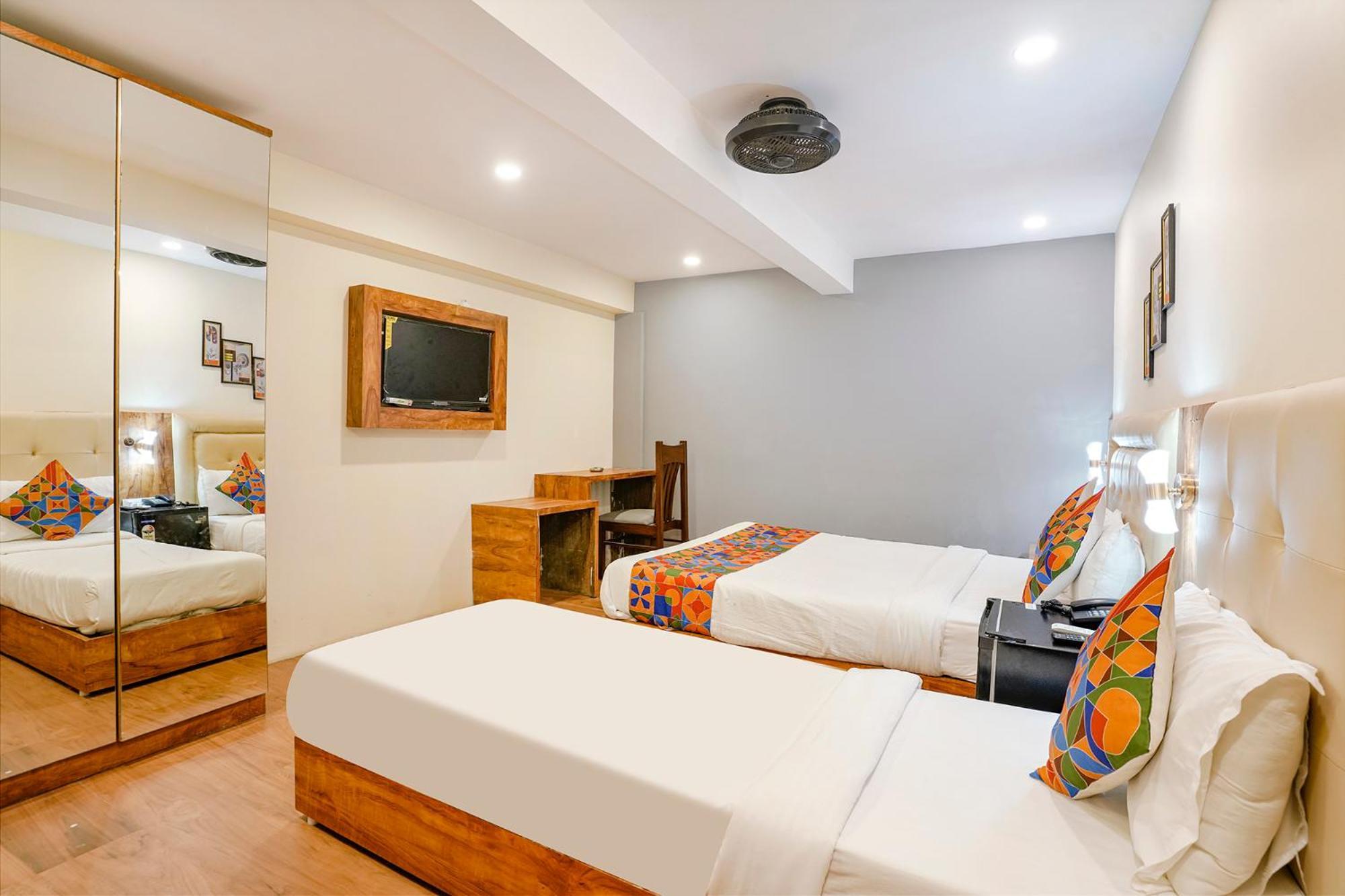 Fabhotel Grand Prime Nr Nesco Hotel 孟买 外观 照片
